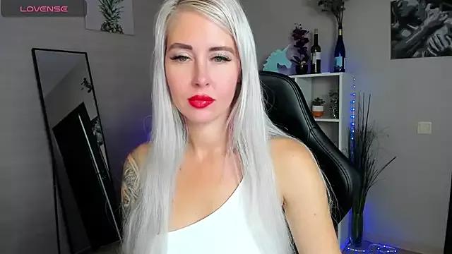 Mermaid_N on StripChat 