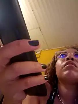 mila38 — Squirting