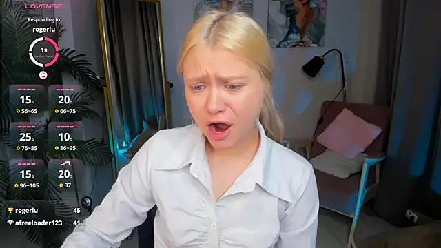 Millie_Vanillies on StripChat 