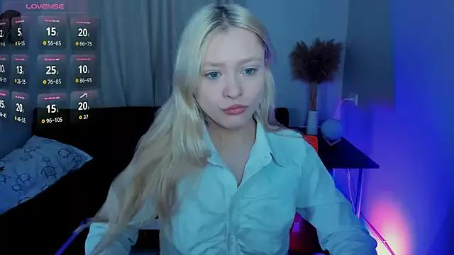 Millie_Vanillies on StripChat 