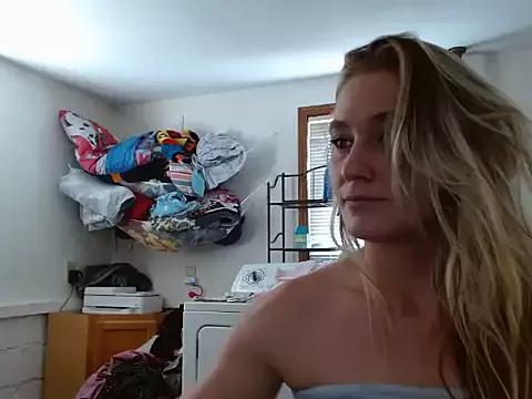 missymilf — vibrating nipple clampss