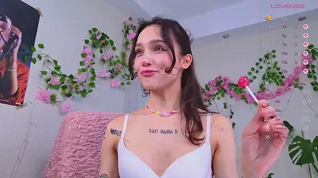 MyLoulaby — Freechat on StripChat