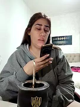 Nahiarabiel — Desnuda 5 min 