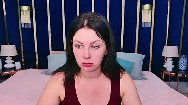 Nina_Stane on StripChat 
