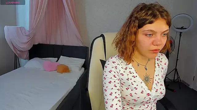 ninel_munell on StripChat 