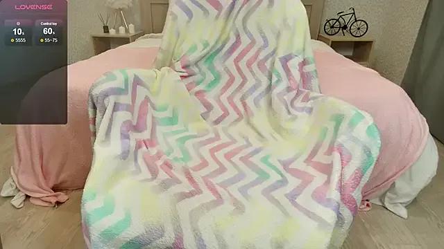 oliviiaa on StripChat