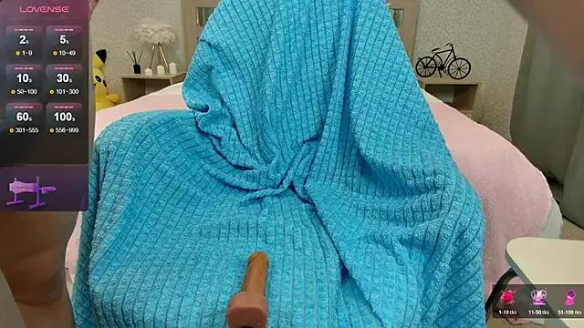 oliviiaa — Freechat on StripChat