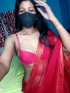Priya_04 on StripChat