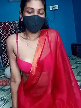 Priya_04 on StripChat