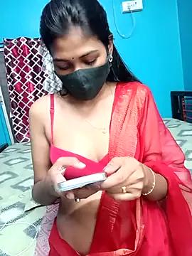 Priya_04 on StripChat