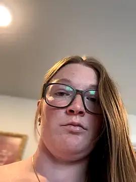 PussiesnCream_ on StripChat