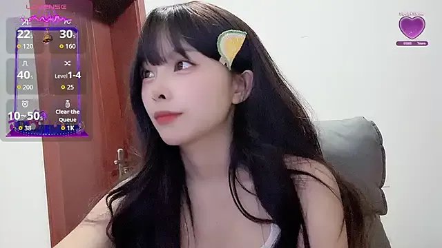 QQ88-99 on StripChat 