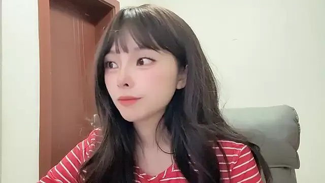 QQ88-99 on StripChat 