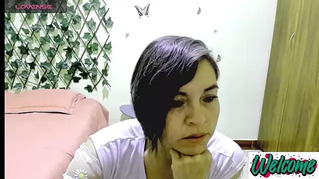 rebecca09_sexy on StripChat 