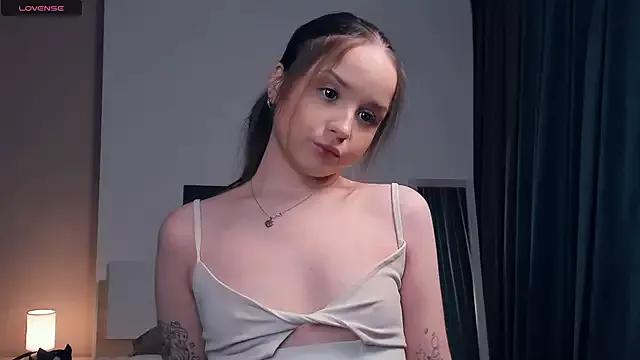 RenetTolken on StripChat 