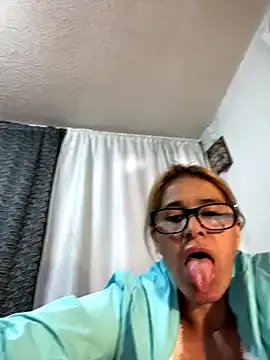 SahoryHorny on StripChat