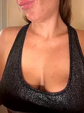 sailor_titti on StripChat