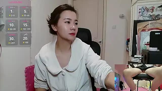 sallycui on StripChat