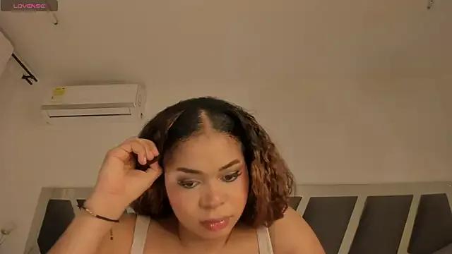 Samanntha_Rose on StripChat 