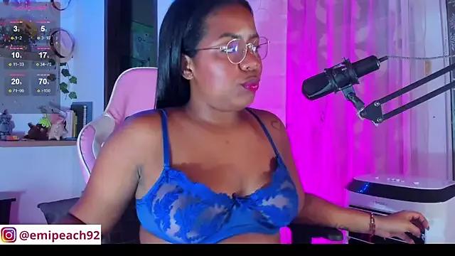samanthaabloom on StripChat 