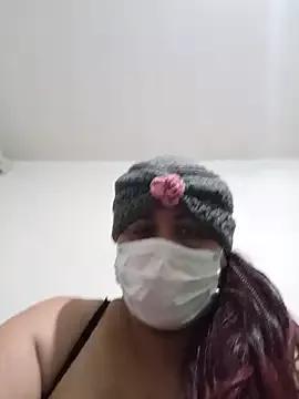 Saramilf36 on StripChat 