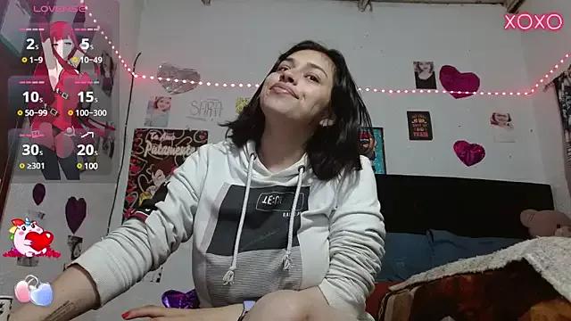 Saray_extrovert_ on StripChat 