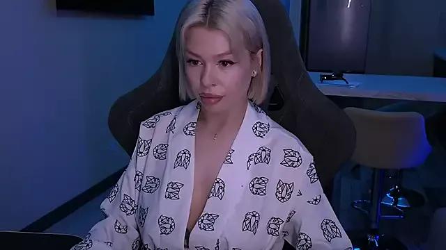 Sasha_Mason on StripChat 