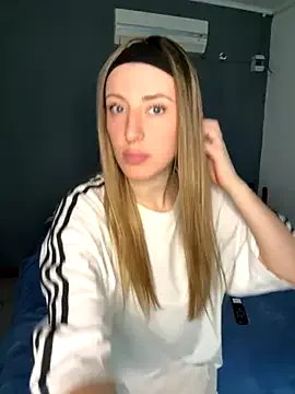 Sashailardi on StripChat 