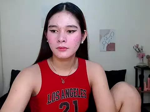 sassymimi69 on StripChat 