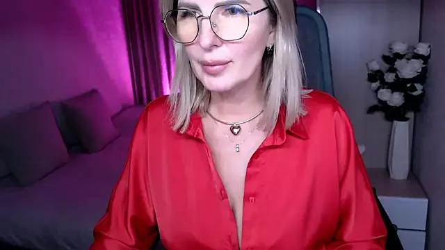 sensualEmilia on StripChat 