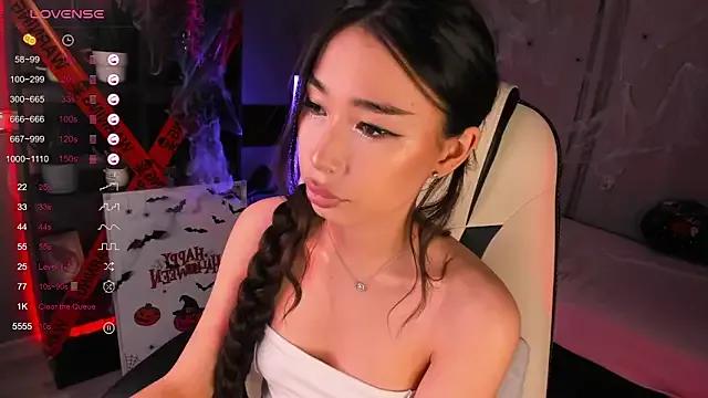 StripChat sensualily  is Private  sensualily — oil on tits