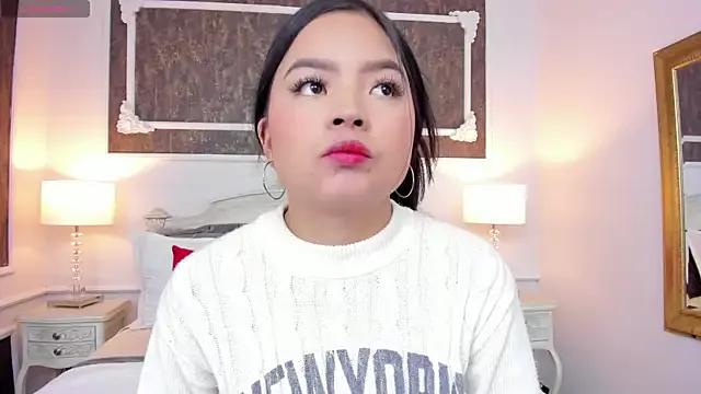 Freechat SharonBonet on StripChat