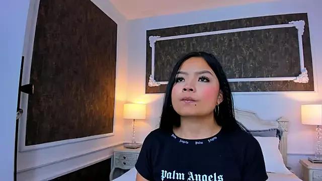 Freechat SharonBonet on StripChat