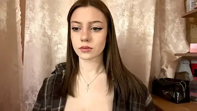 SoonMoilanen on StripChat 