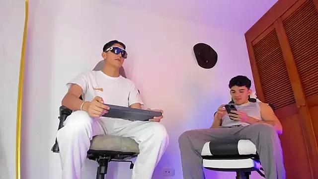 sotooliver3 on StripChat 