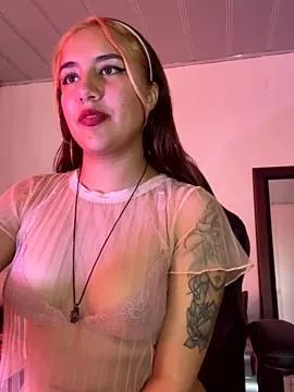 Steph_x on StripChat