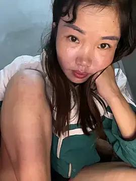 Sunny_lotus on StripChat 