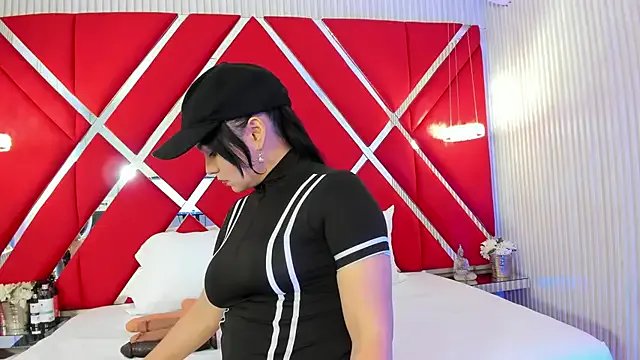 SusanCouper on StripChat