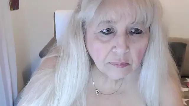 SusiLifeXXX on StripChat 