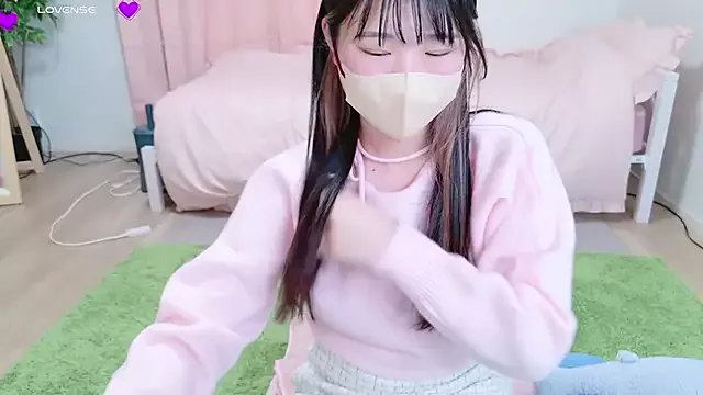 suzuuuuu on StripChat 