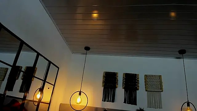 Sweet_camille on StripChat 