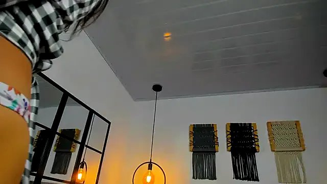 Sweet_camille on StripChat 