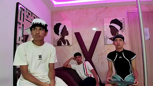 SWEET_RABBIT1 on StripChat