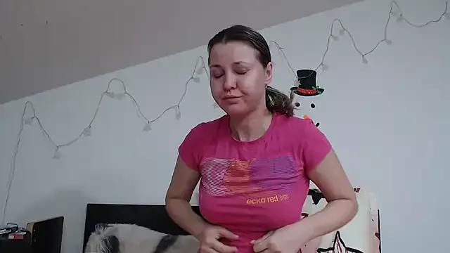 SweetMaddy888 on StripChat 