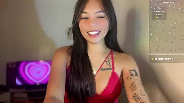 sweetsammy143 on StripChat 