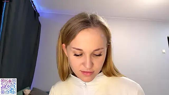 TanekaBoitel on StripChat