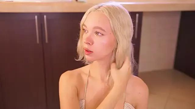 TastyTiffy on StripChat 