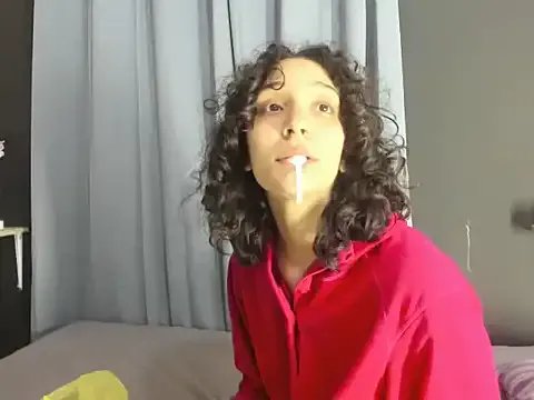 TeensNews18 on StripChat 