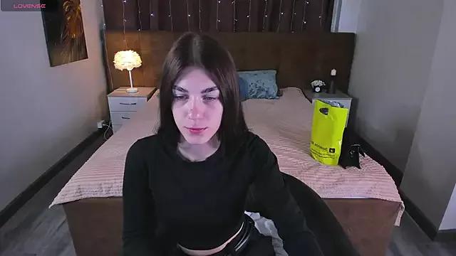 toooyour on StripChat 