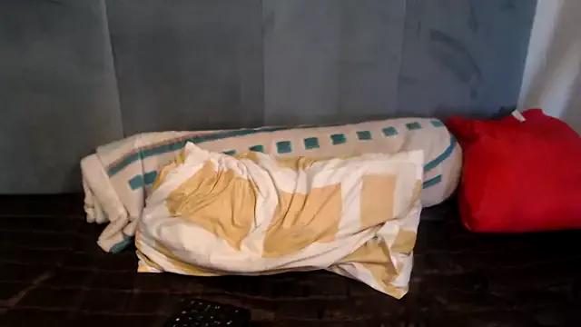 Tyllorsavage on StripChat 
